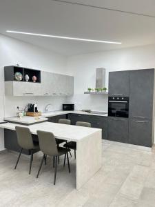 Mongibello Apartment