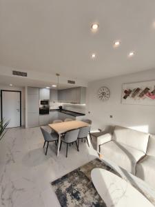 Eagle Tower by Luxury Apartment Benidorm