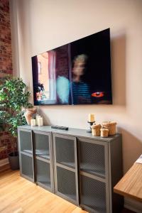 Industrial Charm, Cosy Comfort