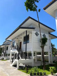 BAAN PAHK JAI by Dragon hut