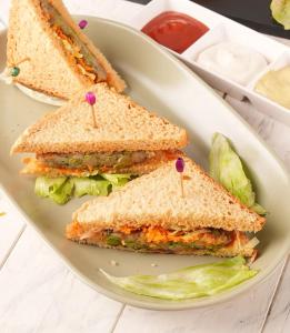 Country Ambience Hotel By Jags City Mall