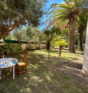 Villa avec piscine intérieur 30 degrés et parc privé au bord de mer à 3 minutes