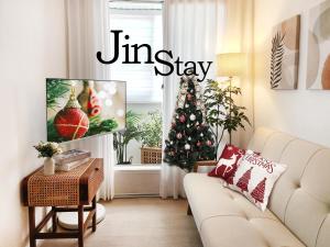 JinStay 새해 특가ㅣ합정역,공항버스,한강 10분ㅣ홍대, 연남, 명동, 광화문ㅣ케이팝콘서트ㅣ무료짐보관