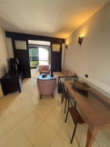 Bahia Hurghada City Center - Cozy & Cheap Serviced Apartment with sea view