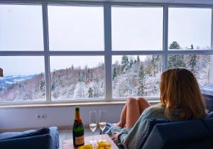 Private wellness with panoramic view, sauna & jacuzzi