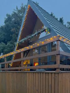 Chalés Luna in rio A-Frame Houses piscina privada vista rio e montanhas no PNPG