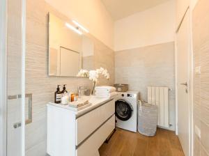 Lovere Centro, Appartamento con Terrazza e Vista Lago, Lake View Terrace