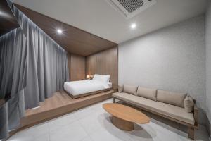 Daegu Dongseongro Giant Hotel