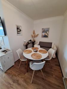 Club218 Vízparti Wellness Apartman