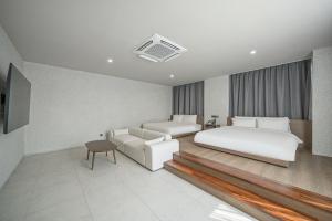 Daegu Dongseongro Giant Hotel