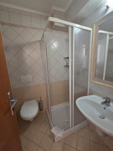 Cozy Nook Stays, Ski rent, zatočišče med Roglo in Termami Zreče, Balkoni z Razgledom!