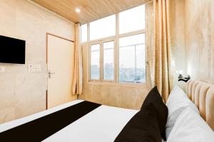 Hotel O Ocean Villa Bnb Near Lotus Temple