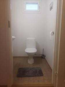 Cozy family-friendly apartment close to nature