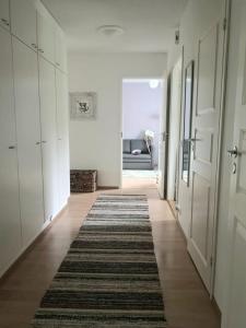 Cozy family-friendly apartment close to nature