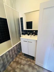 Cosy apartment near the center of Paris