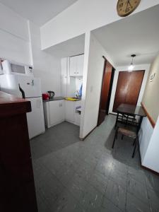 Monoambiente en Necochea frente a la playa hasta 4 personas