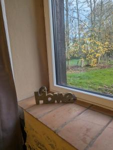 Suite indépendante avec salle de bain à la campagne