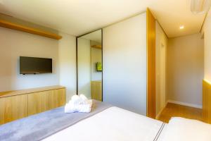 Brava, AP moderno, 2 suítes com varanda gourmet