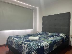 Apartamento cerca del centro comercial Titán. 300