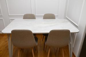 2 bedroom Apartment Private Parking Downtown Novi Sad