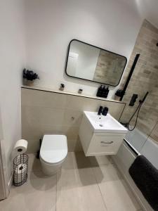 2 Bedroom Central Reading - RG1 Highgrove Mews