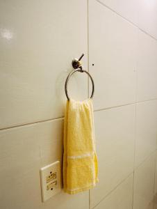 kitnet family - 2 quadras da praia da Enseada