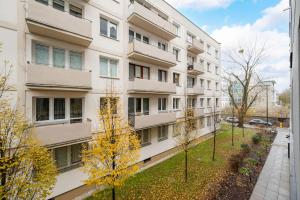 Bonifraterska City Centre Apartment by BookingHost