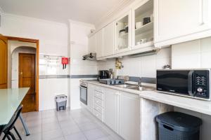 Apartamento para 6 hóspedes em Queluz próximo Lisboa,Sintra e Cascais