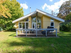 Ferienhaus mit Sauna im Ferienpark Mirow