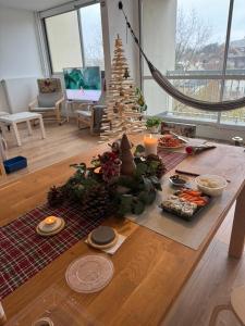 Japanese Tatami Room between Paris and Versailles