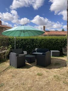 Maison lor du temps, gîte les Glycines