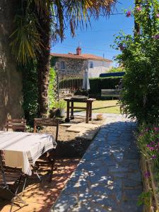 Maison lor du temps, gîte les Glycines