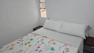 A 10 de sagrada familia minutos caminando