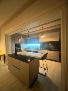 Garden Retreat Keyhouse