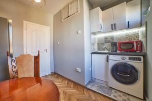 Fabulous Retro Apartment in the Heart of Sofia