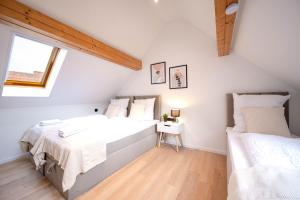 Malu Rooms - im Zentrum, Balkon, 24h Checkin, Waschmaschine, SmartTv, am Schloss, Saniert und modern