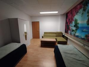 Apartment 30 mit 3 Zimmer Küche Dusche Waschmaschine Wi-Fi