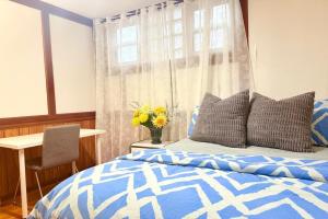 Cottage like home in Toronto