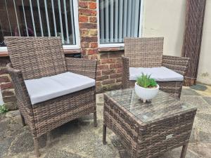 Garden Studio in Southsea, Portsmouth - Free Wi-Fi & Private Entrance #5