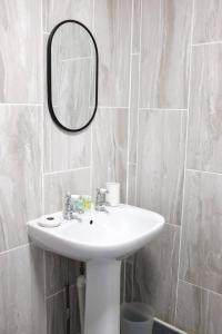 Garden Studio in Southsea, Portsmouth - Free Wi-Fi & Private Entrance #5