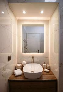 Modern Town Centre Apartment