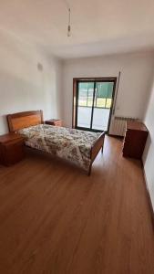 Quarto de Solteiro com varanda centro de Viseu