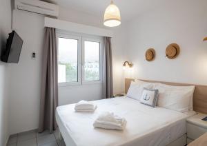 1 BR Renovated Apartment By the Sea-SummerMemories