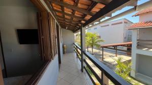 Monte Alto -ARRAIAL DO CABO - Casa pé na areia