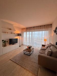 Studio in Wenduine with frontal sea view