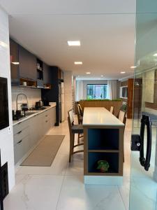 Casa 2 no coração de Meia Praia