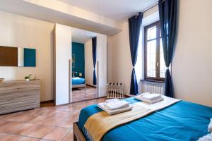 Golden Tree - Castelletto Ticino - Private Garage - WiFi