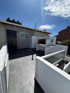 DEPARTAMENTO aires de santa clara del mar de Myriam de la Vega