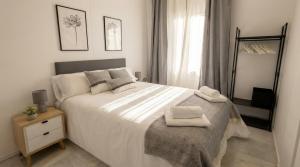 Brand-New 2BR Apt Near Center - FREE Parking