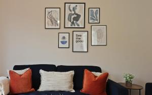 Modern 3 Bed Home - Great for Groups - Free Parking - Hosted by Stay Host Save